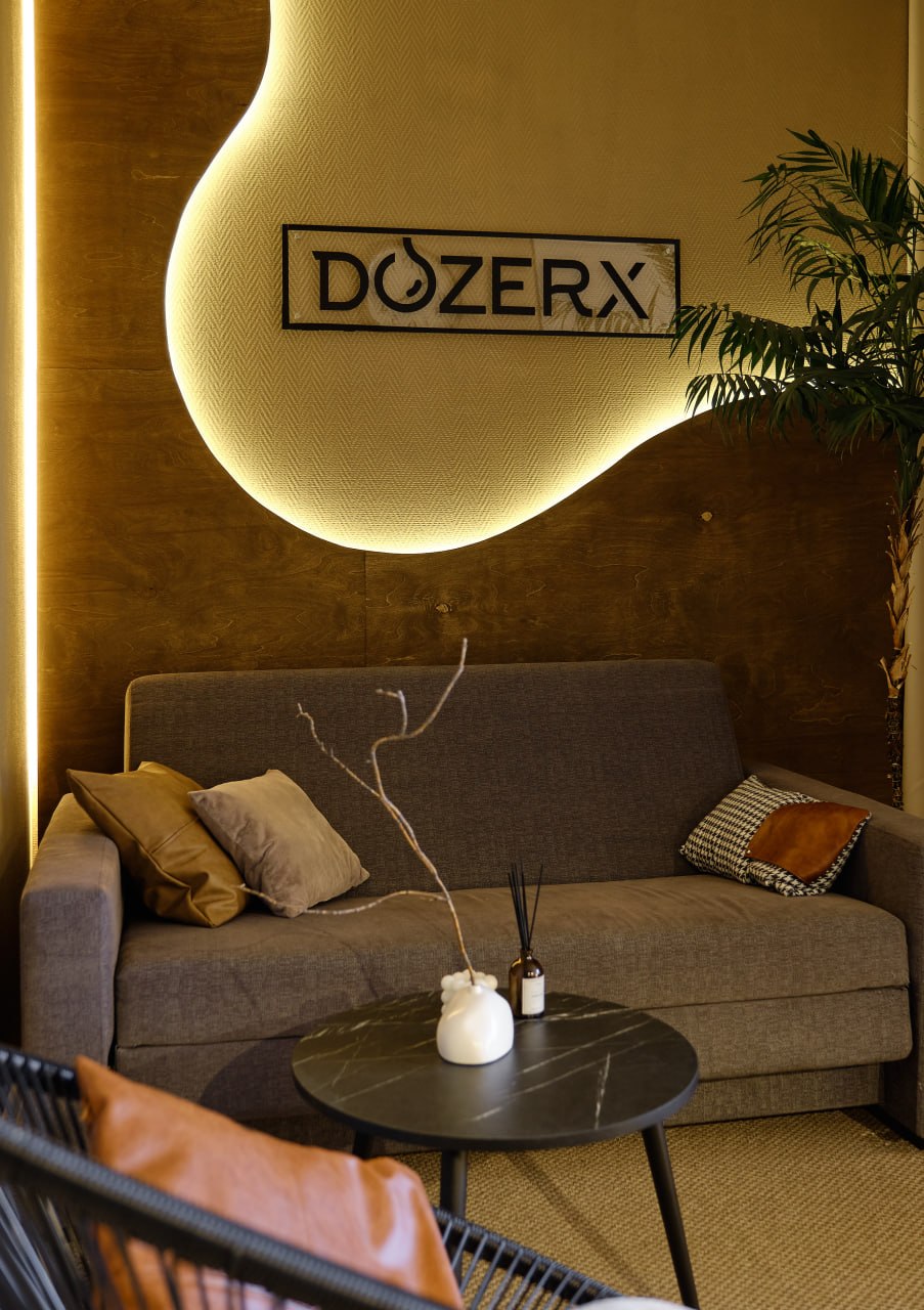 Зона отдыха в шоуруме DozerX